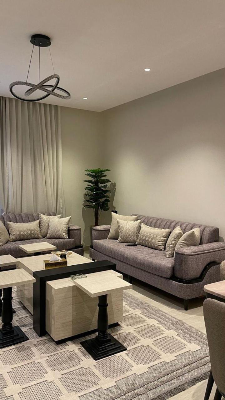 Two Bedrooms With Kafd View